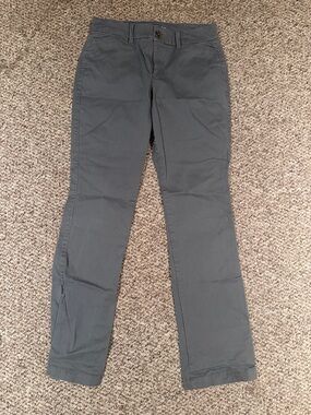 Old Navy Gray Straight-Leg Women's Pants